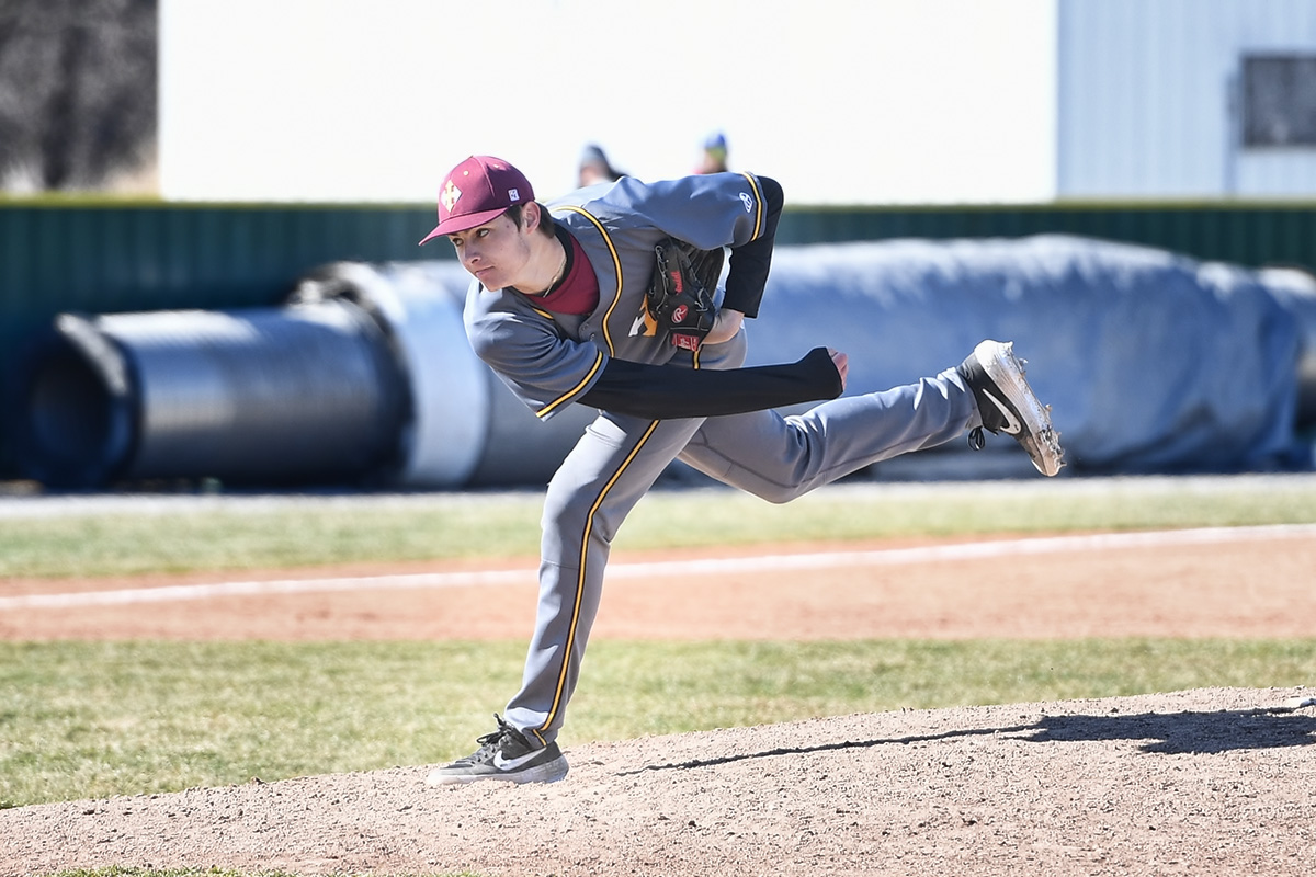 THIRTEEN STRAIGHT: WARRIORS SWEEP TIGERS