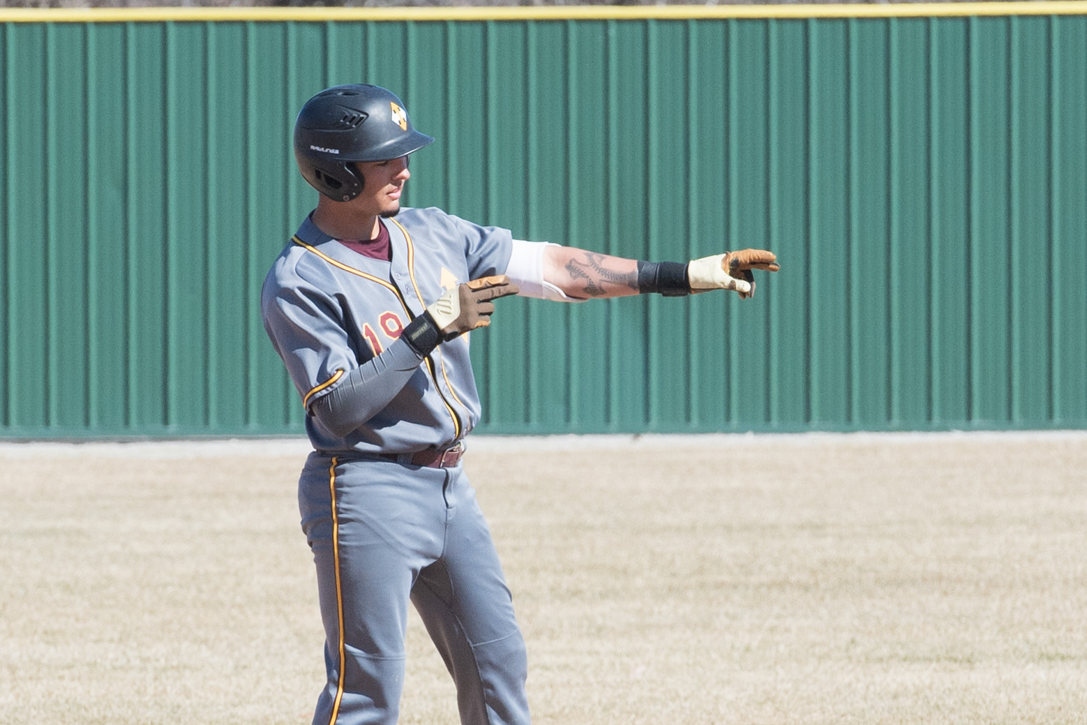 WARRIORS ROLL SPARTANS 9-1 AT HOME