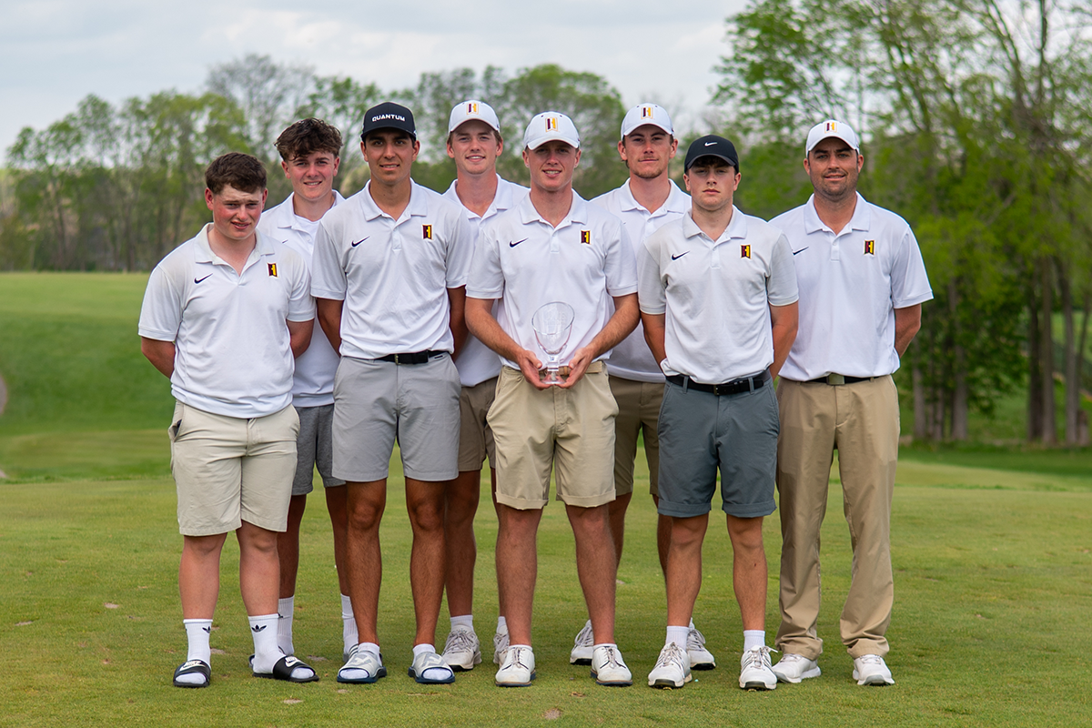 Men's golf placed second overall at the Wright State Invitational. Photo Credit: Nick Phillips, Wright State