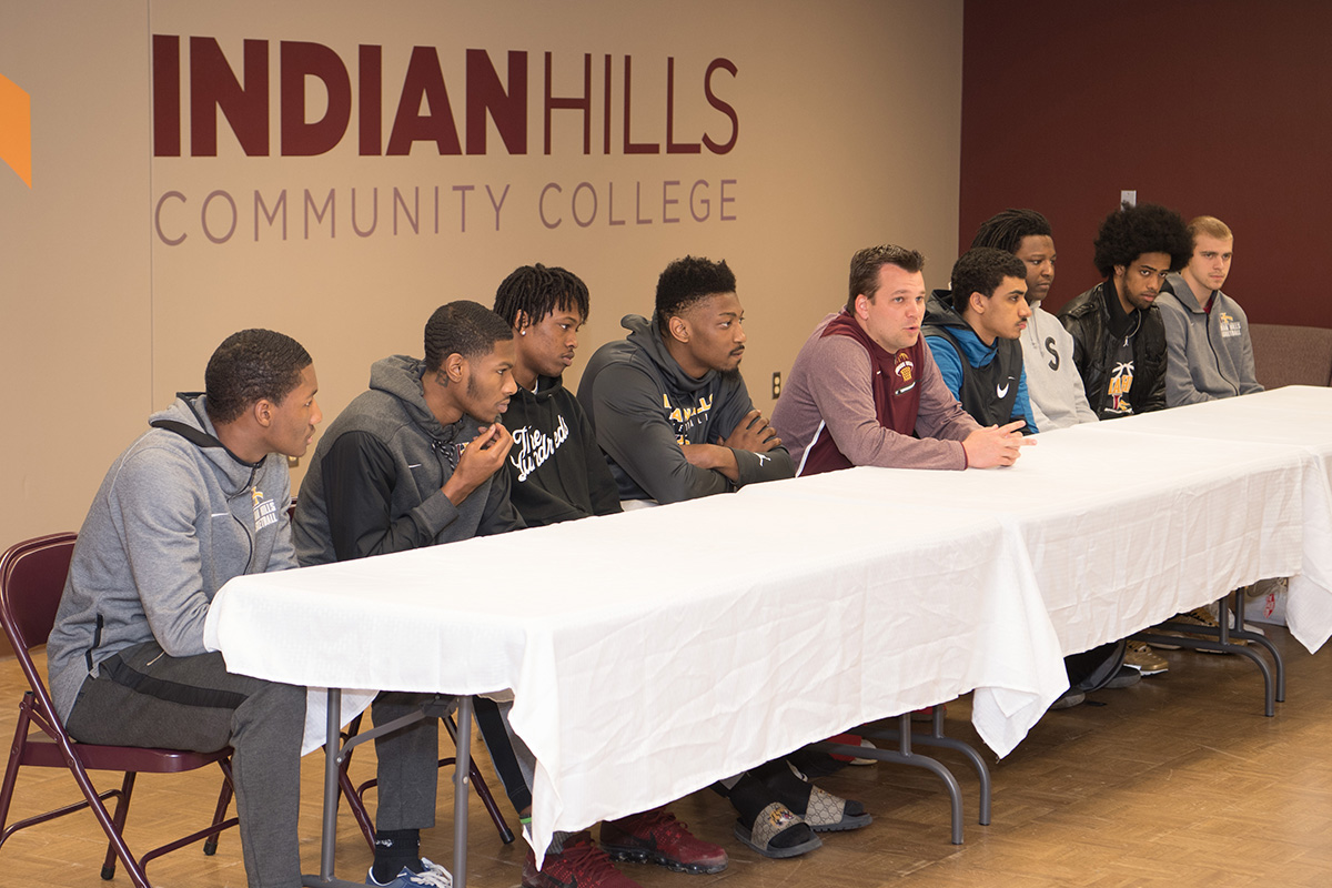 Signees