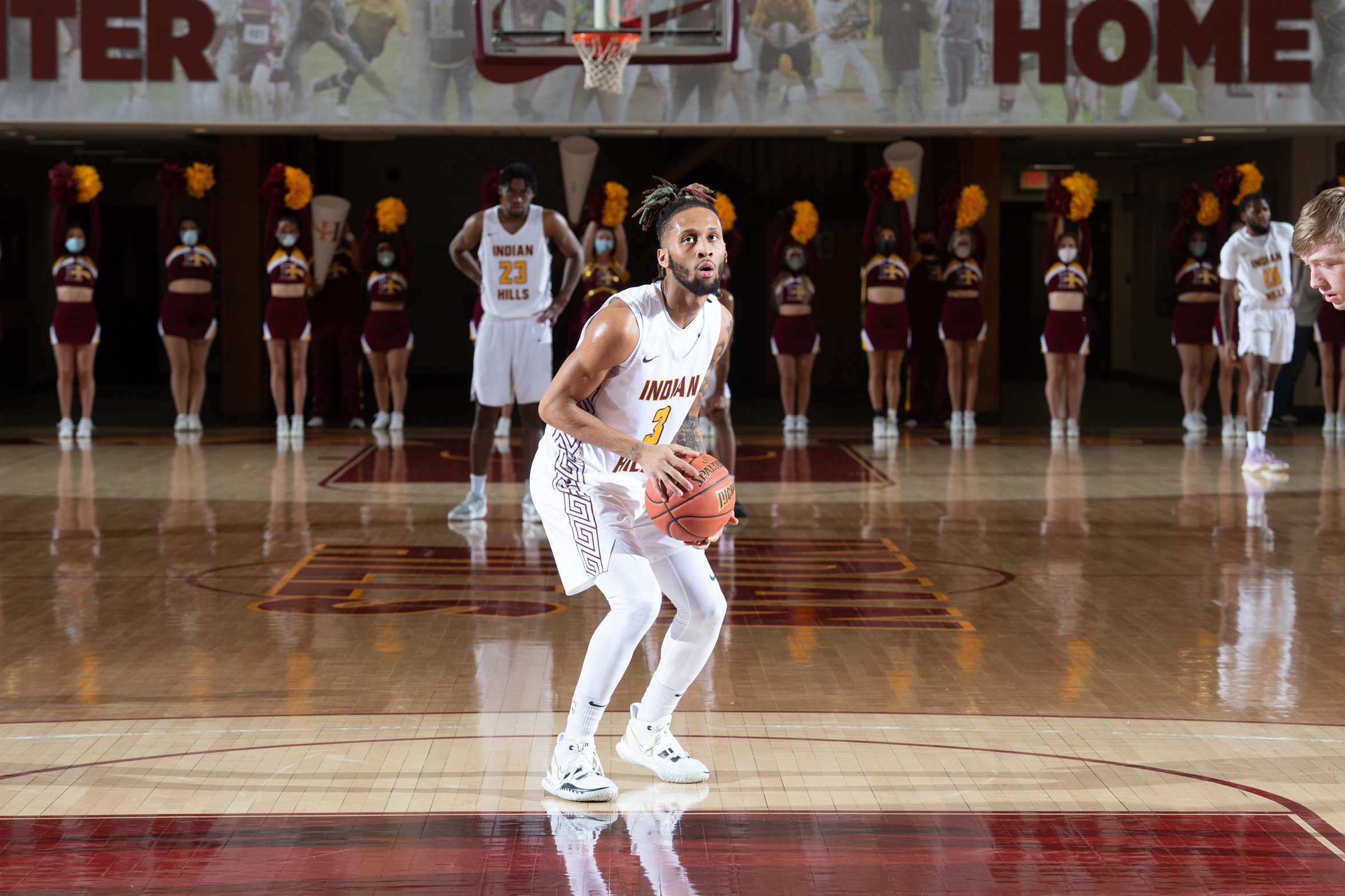 WARRIORS CLIP SKYHAWKS AT HOME