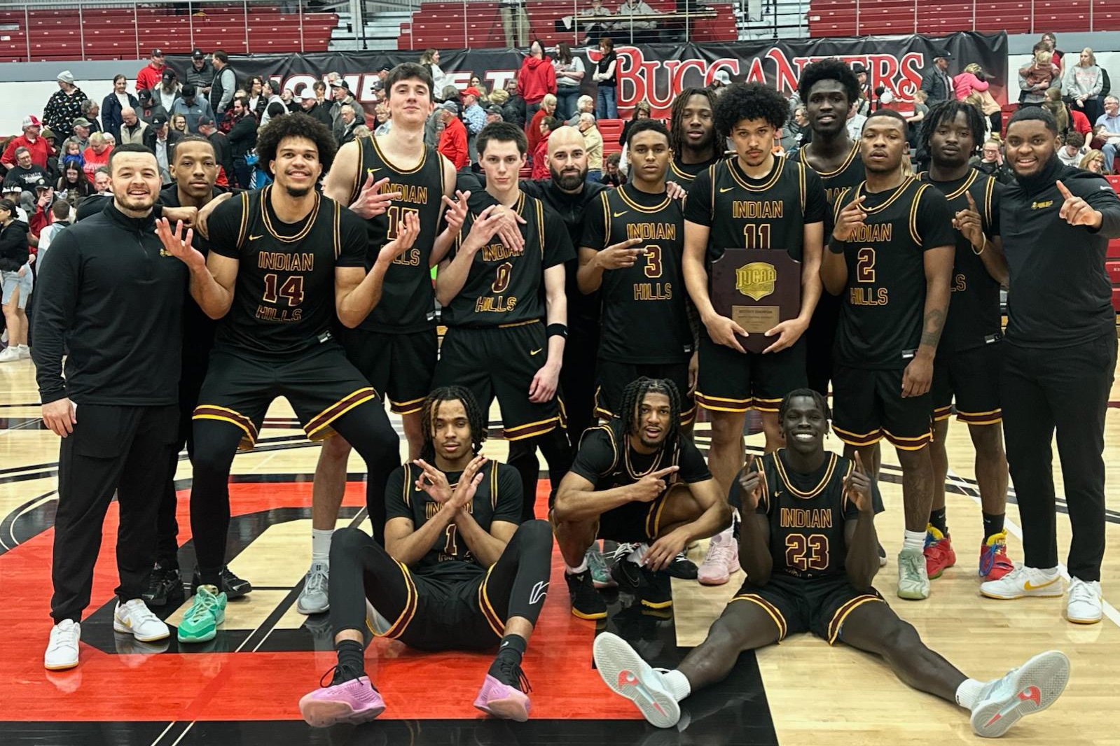 HUTCH BOUND! WARRIORS CAPTURE DISTRICT TITLE