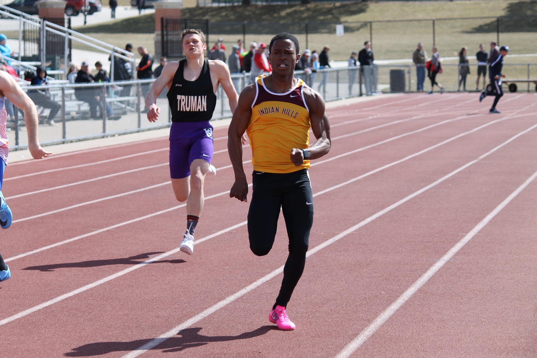 Brieon Randle breaks 200m outdoor school record.
