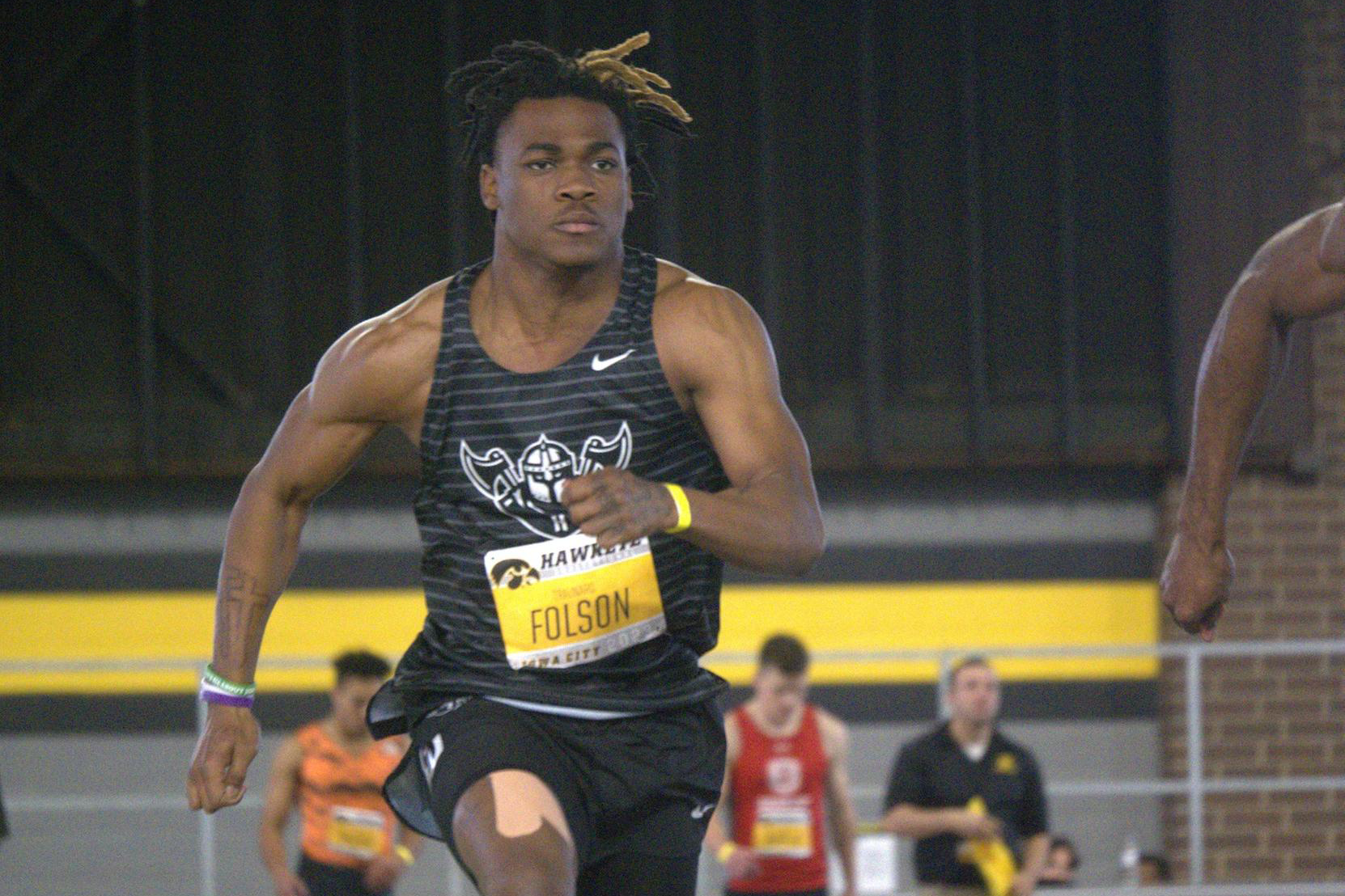 MEN'S TRACK CLIMBS TO NO. 3 IN NATIONALL POLL