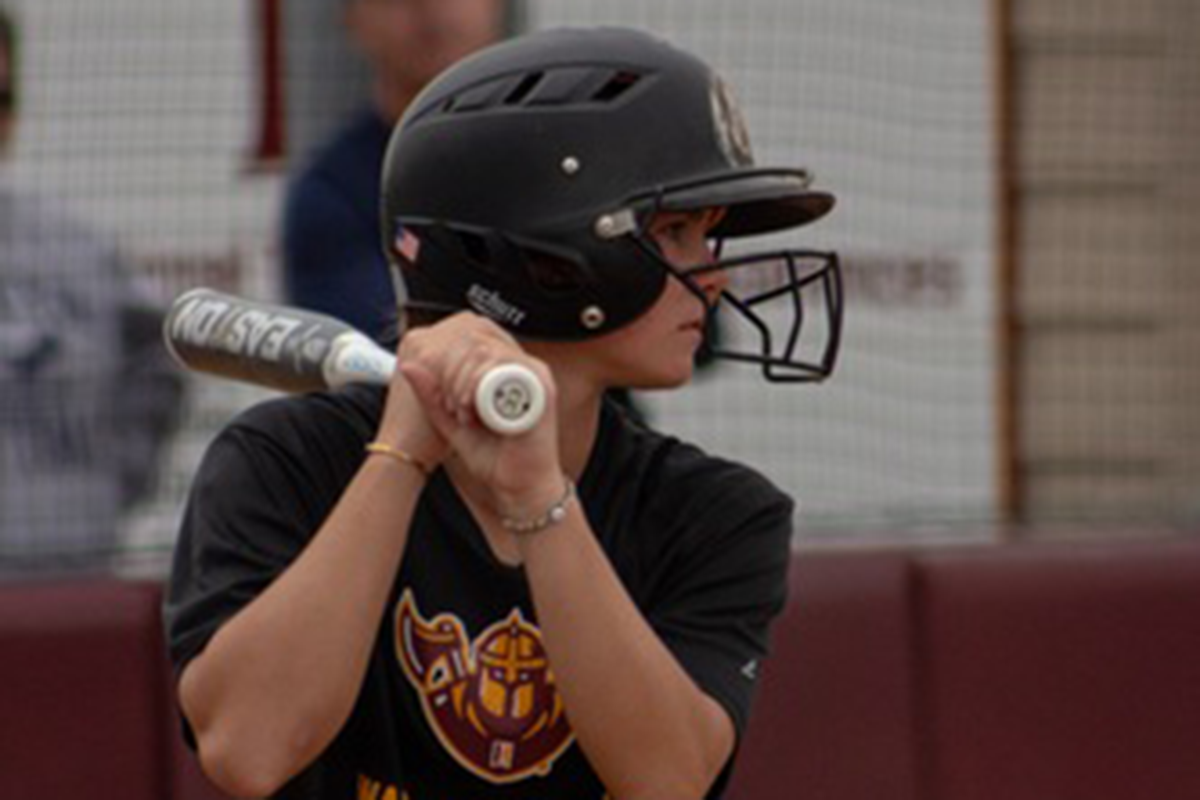 WARRIORS SWEEP INDEPENDENCE ON THE ROAD