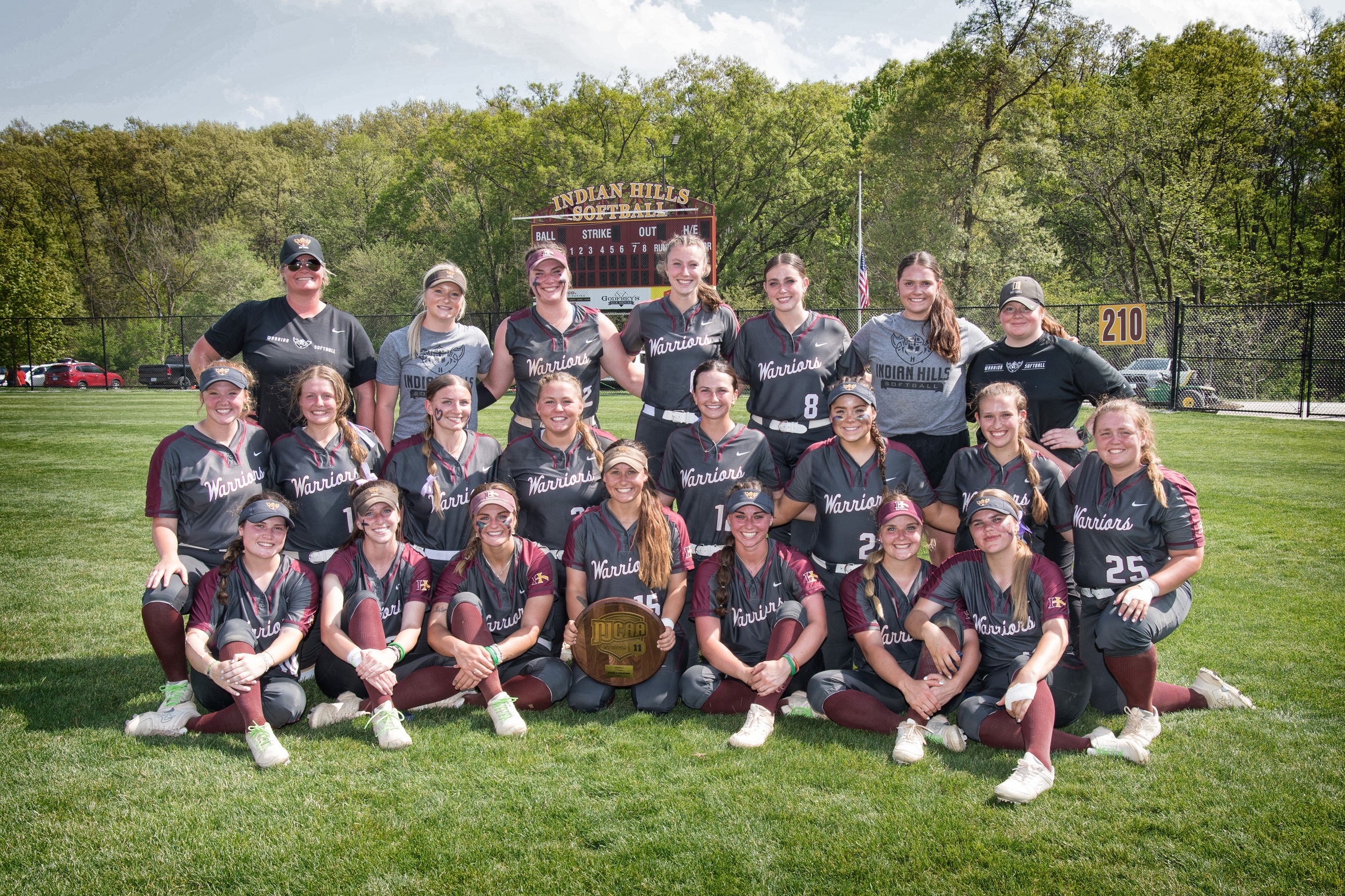 WARRIORS WIN EIGHTH STRAIGHT REGION TITLE