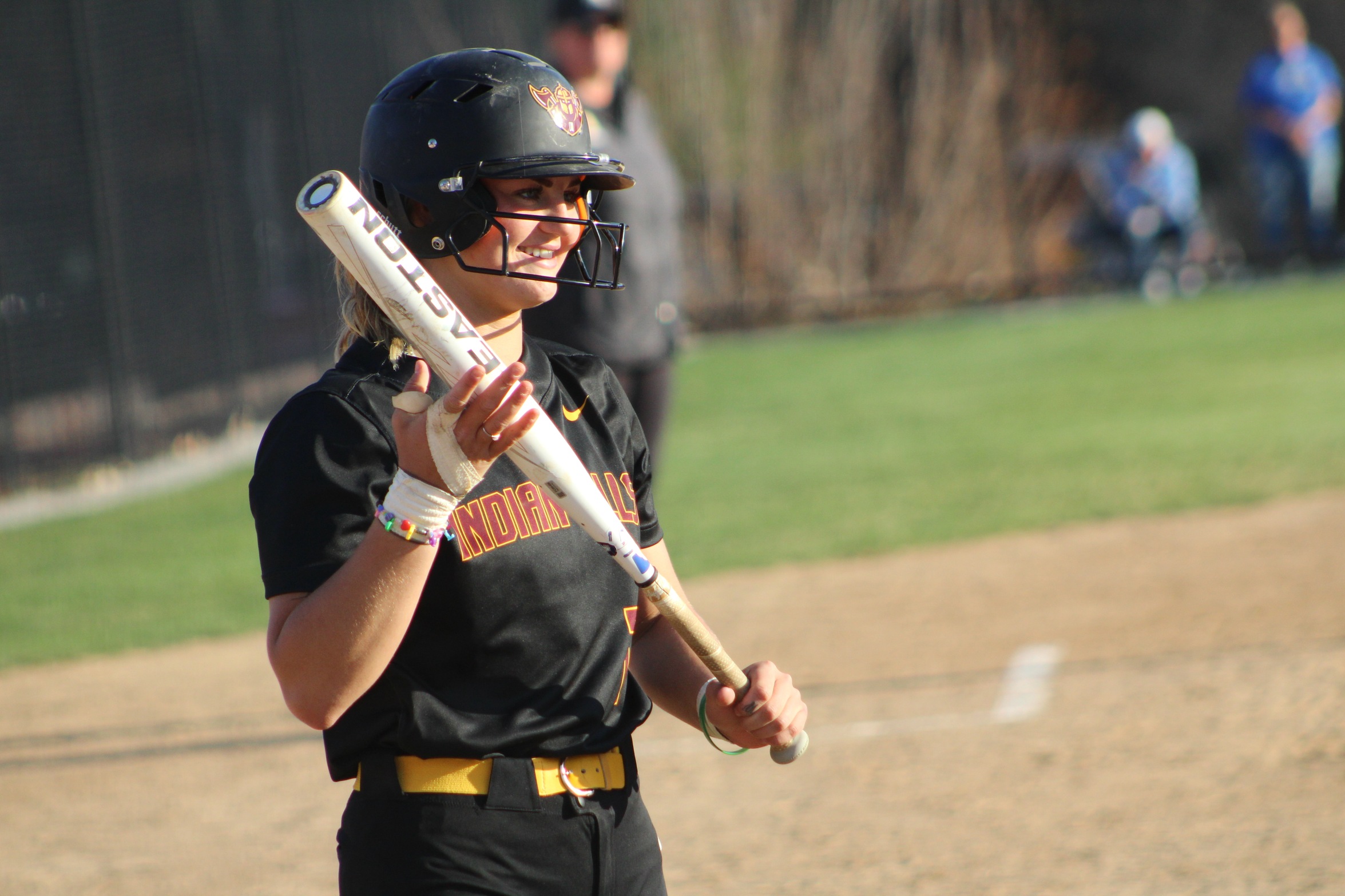 LEWIS' WALK-OFF LIFTS WARRIORS AT HOME