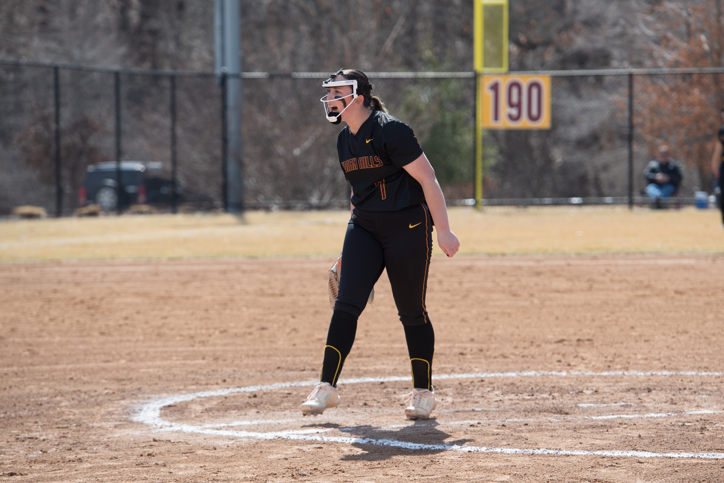 WARRIORS SWEEP VIKINGS IN HOME OPENER