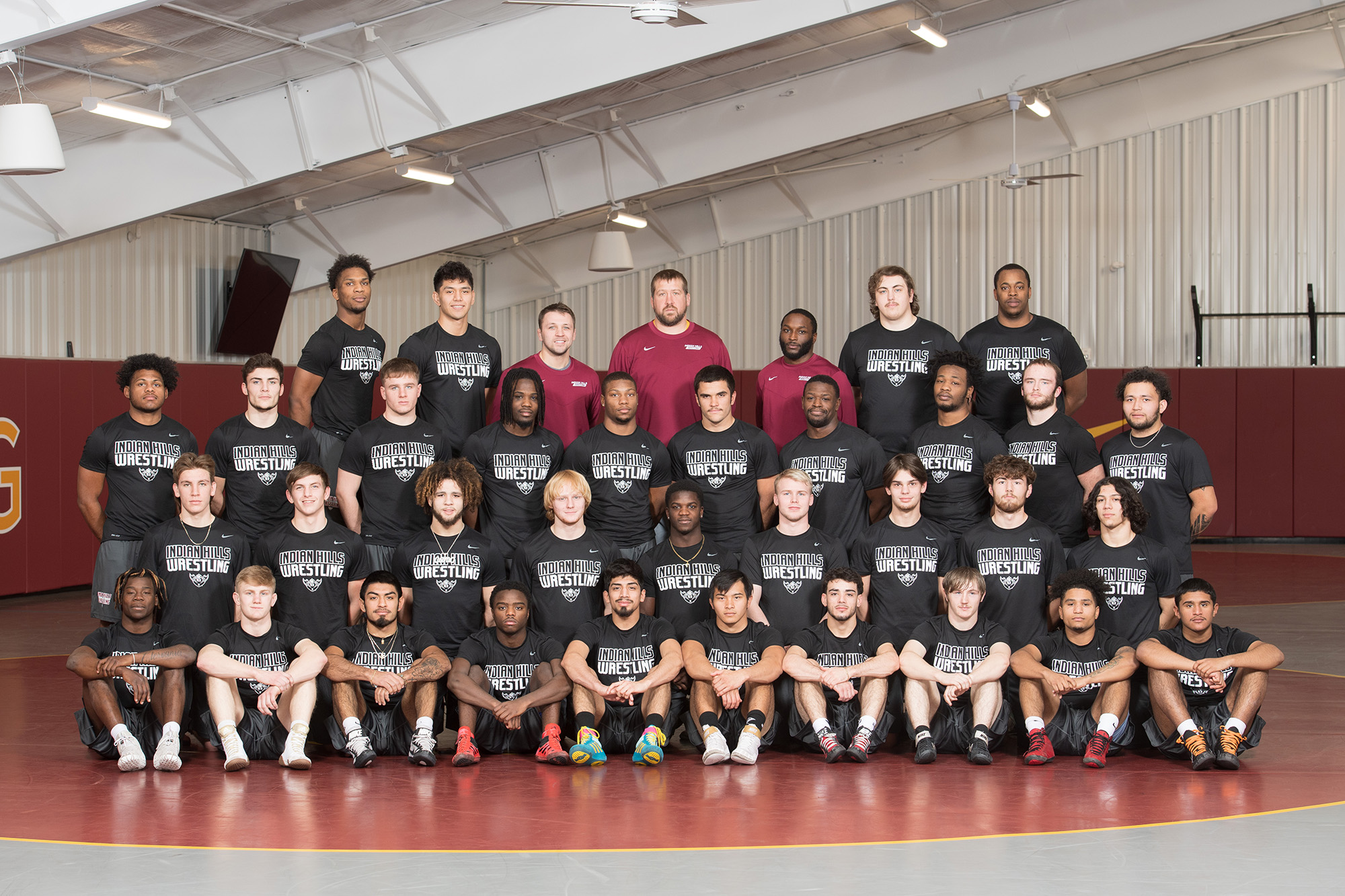IHCCmenswrestling21-22_web.jpg