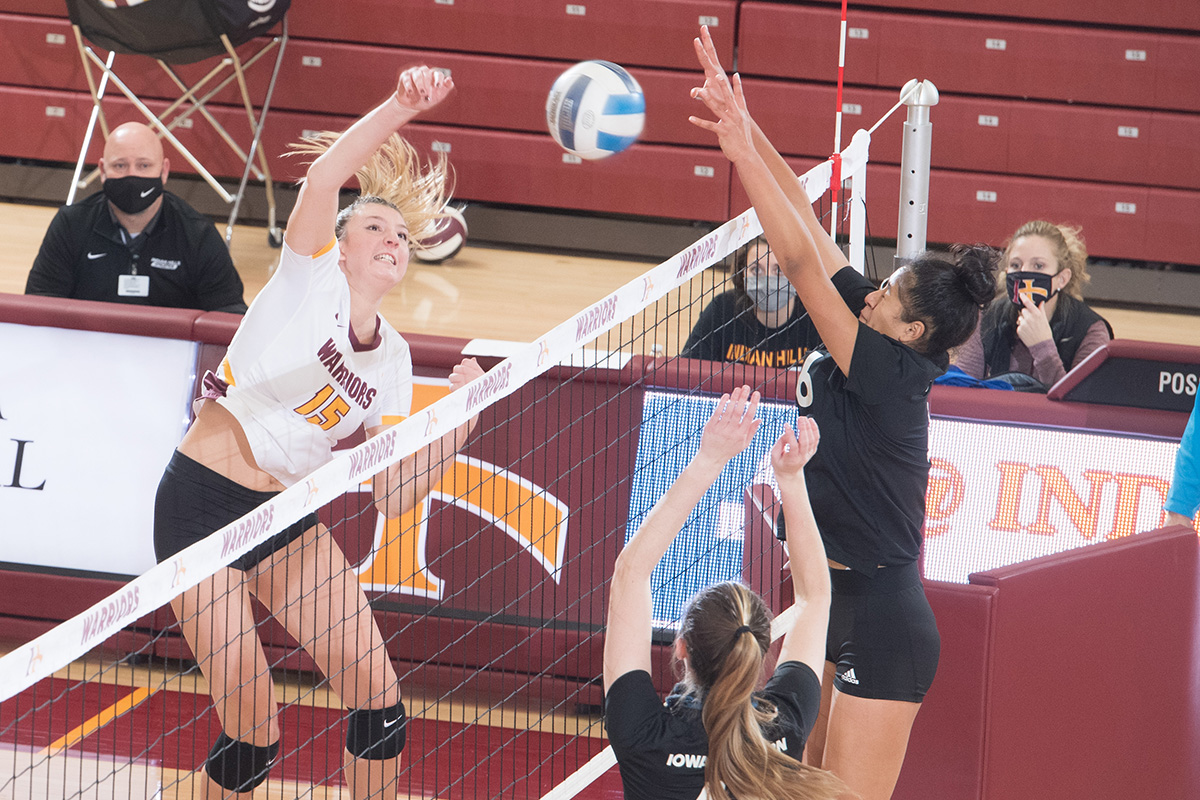 BLOCKED: WARRIORS SWEPT BY REIVERS