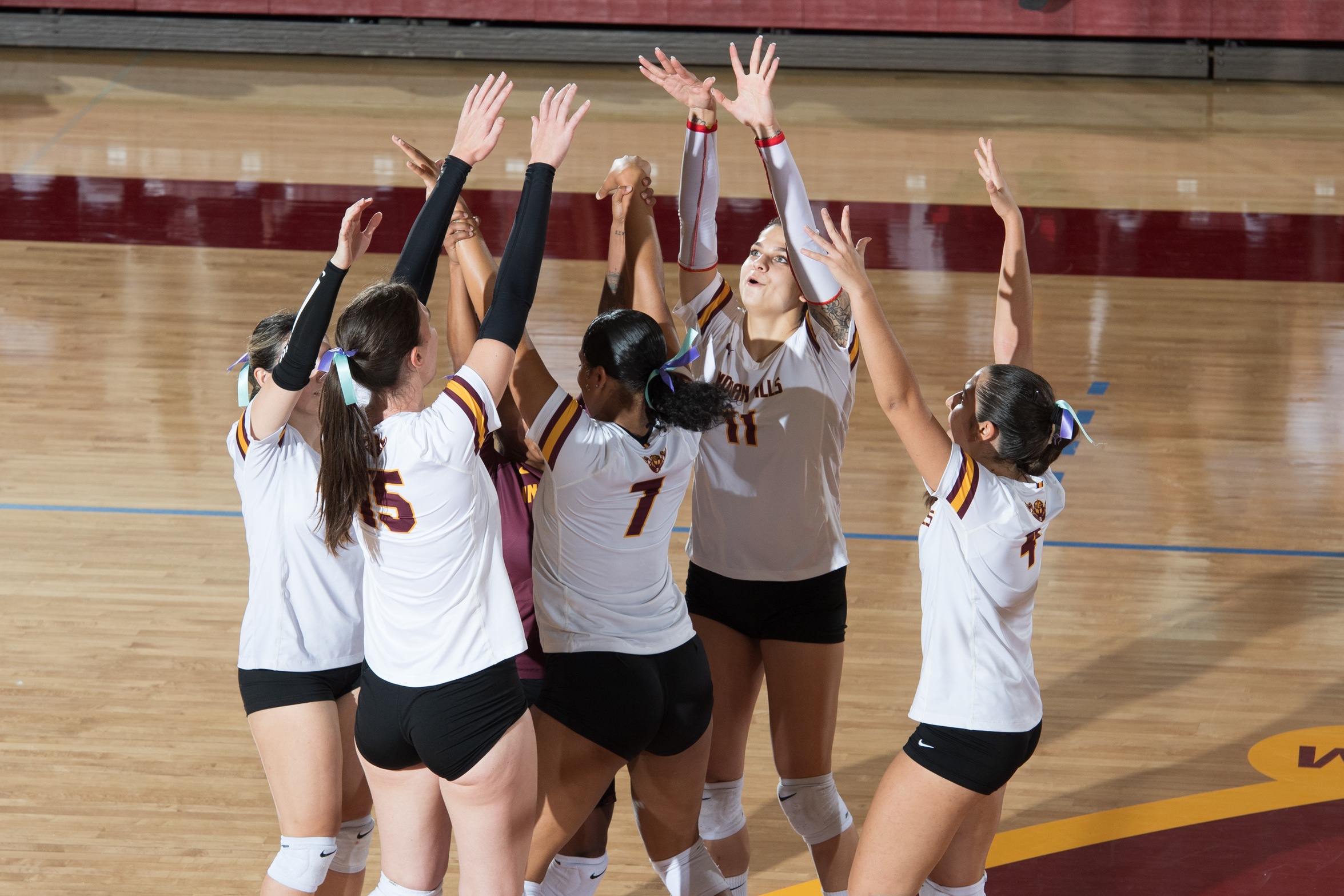 WARRIORS EXTEND WINNING STREAK TO NINE